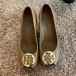 Tan Tory Burch wedged heels